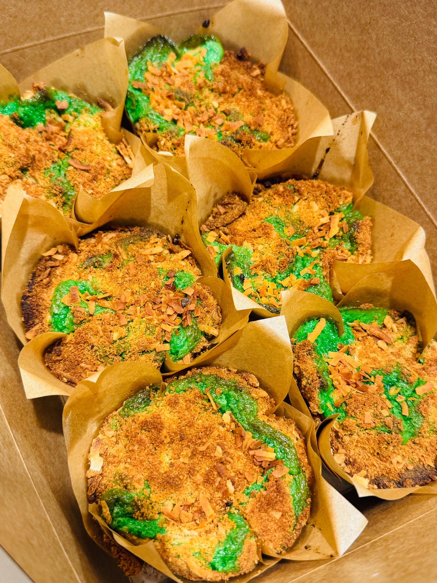 Buko Pandan w/ Toasted Coconut Crumbles (6 Muffins)