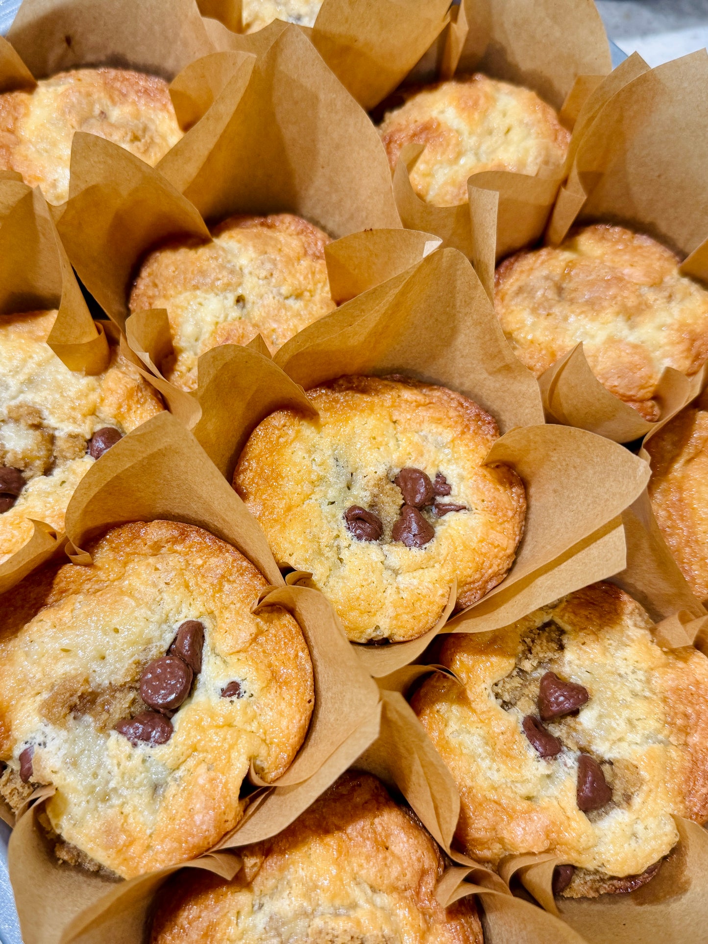 Chocolate Banana w/ Toasted Brown Sugar (12 Muffins)